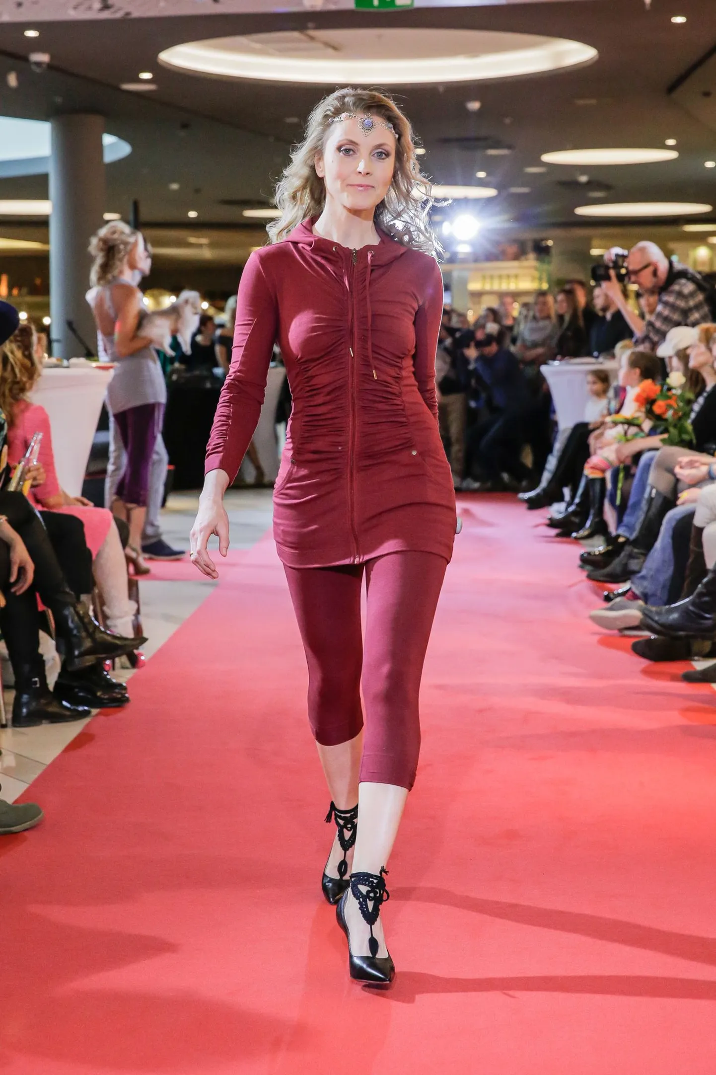 Lav Organic Lifestyle poe avamine ja moeshow Ülemiste keskuses. Karin Rask