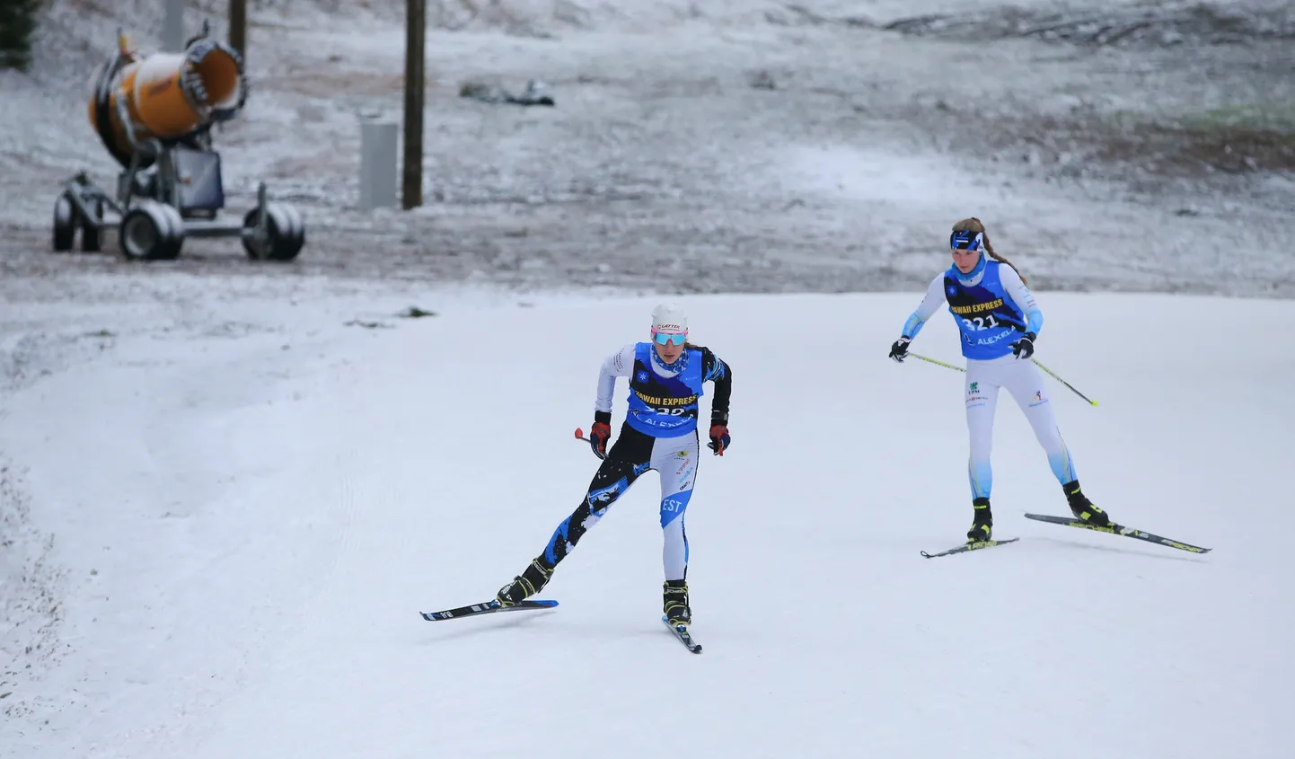 TRT03: KEIDY KAASIKU : OTEPÄÄ, EESTI, 28DEC19 - 
Eesti meistrivõistlused suusatamises.
Naiste 5km.
Pildil võistlustel 2. koha saavutanud Keidy Kaasiku ja Marit Maribel Pulles (paremal).
ma/Foto MARGUS ANSU TARTU POSTIMEES