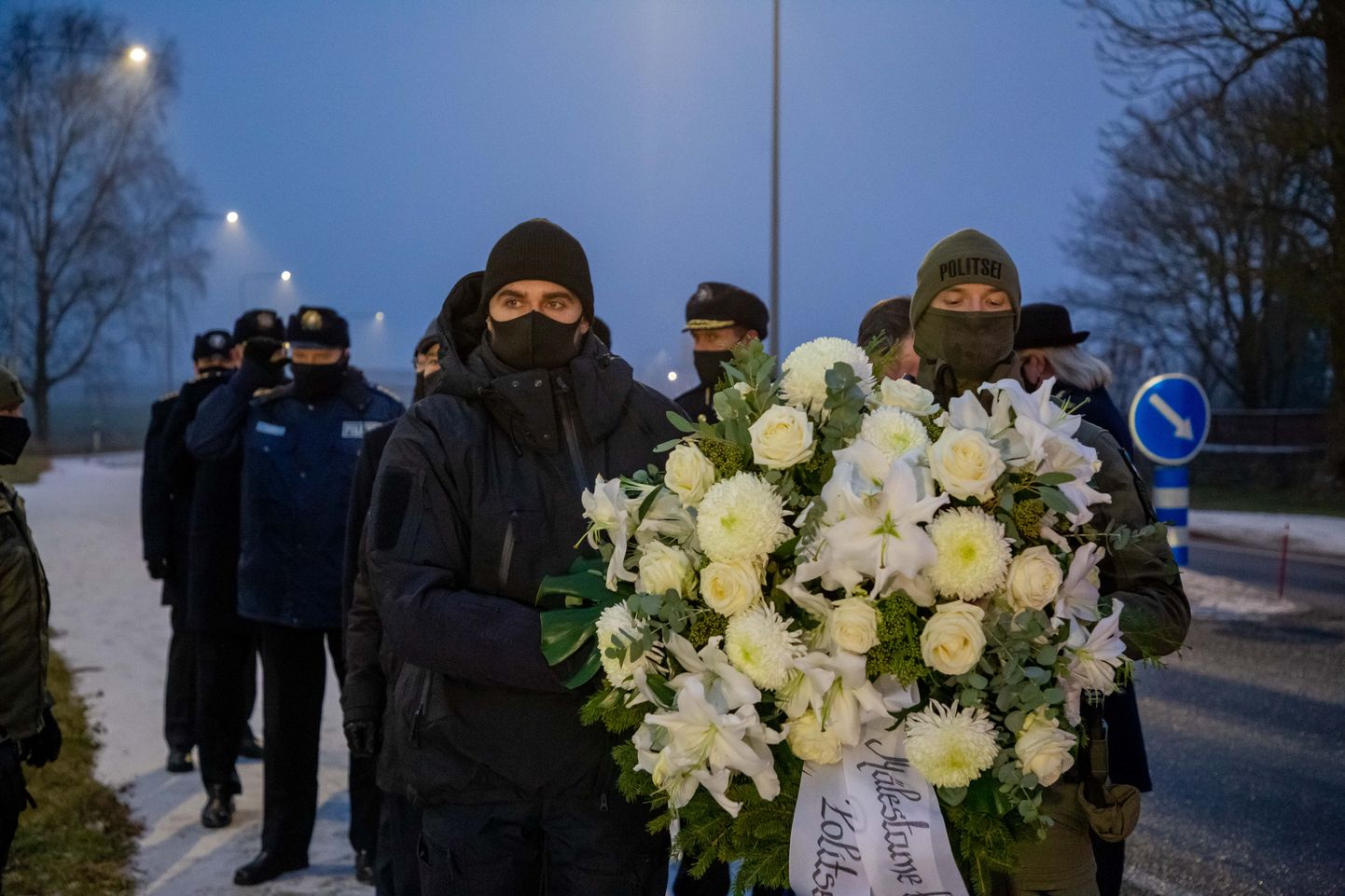 Полицейские почтили память погибших коллег