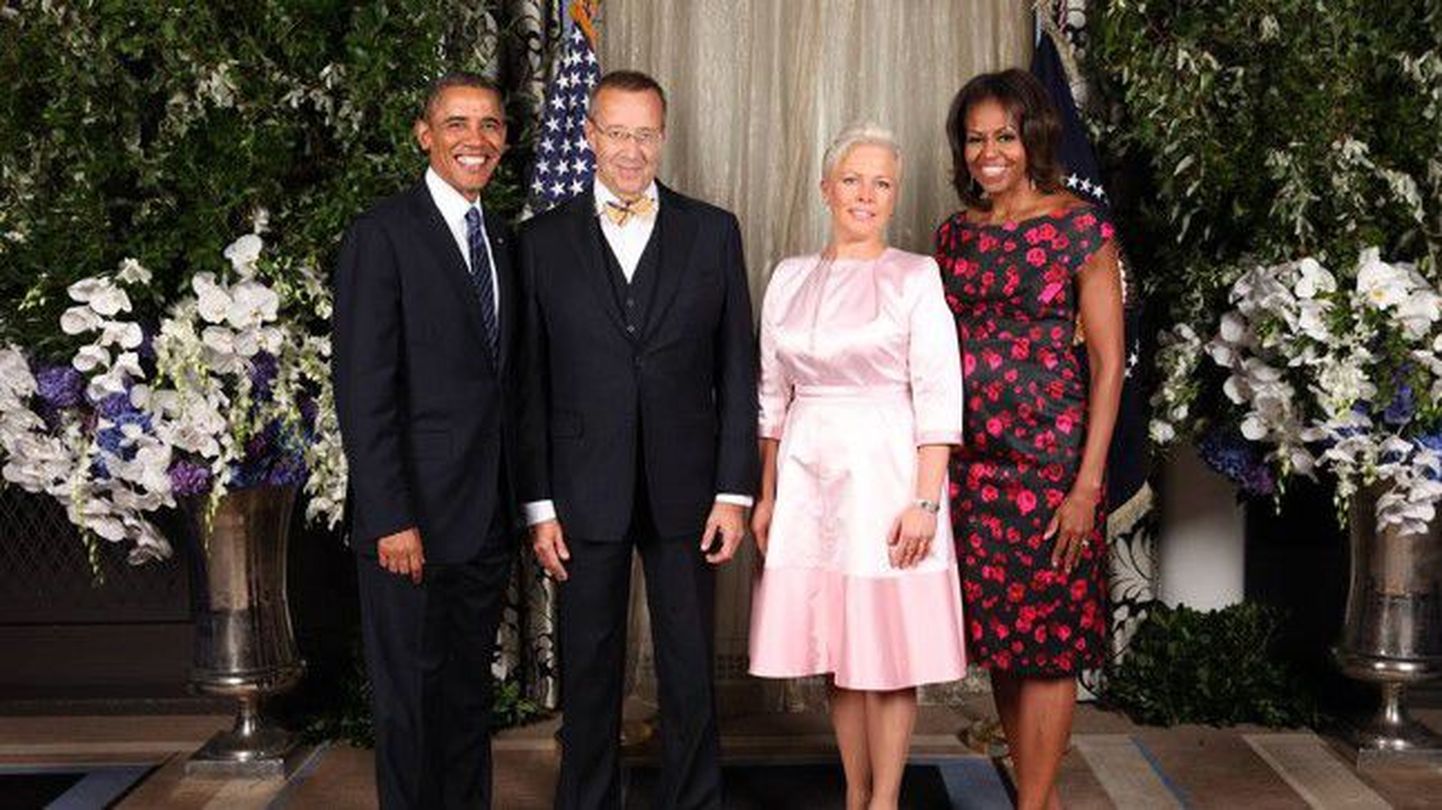 Тоомас Хендрик Ильвес с женой и Барак Обама с женой