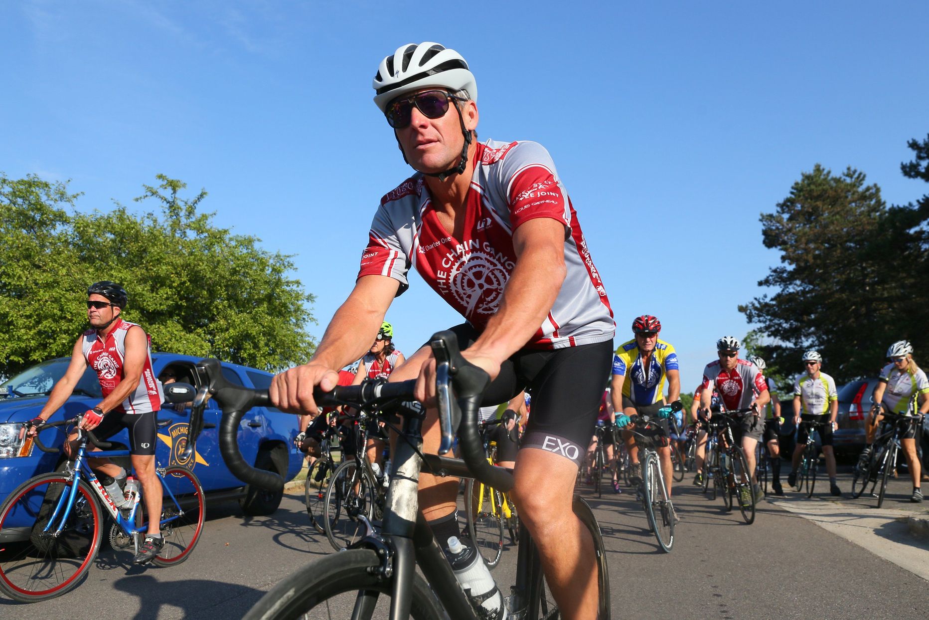 EPO-t ehk kurikuulsalt erütropoetiini kasutas ka tuntud jalgrattur Lance Armstrong. EPO-t ongi laialdaselt tarvitatud just vastupidavusaladel nagu näiteks rattasõit või murdmaasuusatamine.