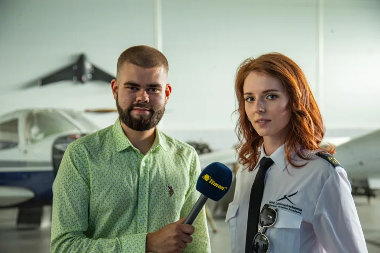 Вы встречали за штурвалом самолета девушку? Если нет, то знакомьтесь, Марина Вагер, выпускница Эстонской авиационной академии.