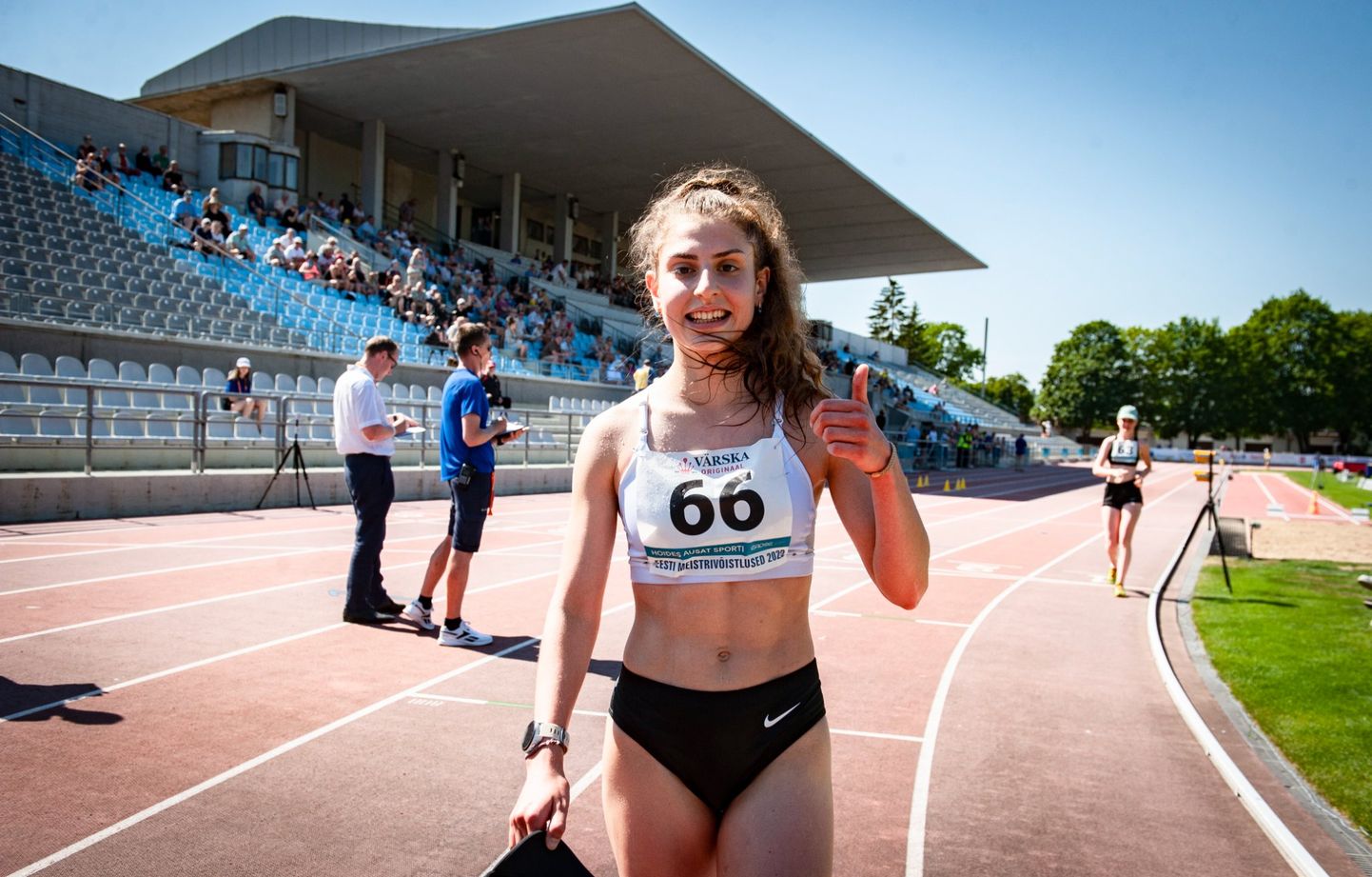 Екатерине Миротворцевой также принадлежит рекорд Эстонии в ходьбе на 10000 метров, который она установила в конце июня на чемпионате Эстонии, где намного опередила всех ходоков-мужчин.
