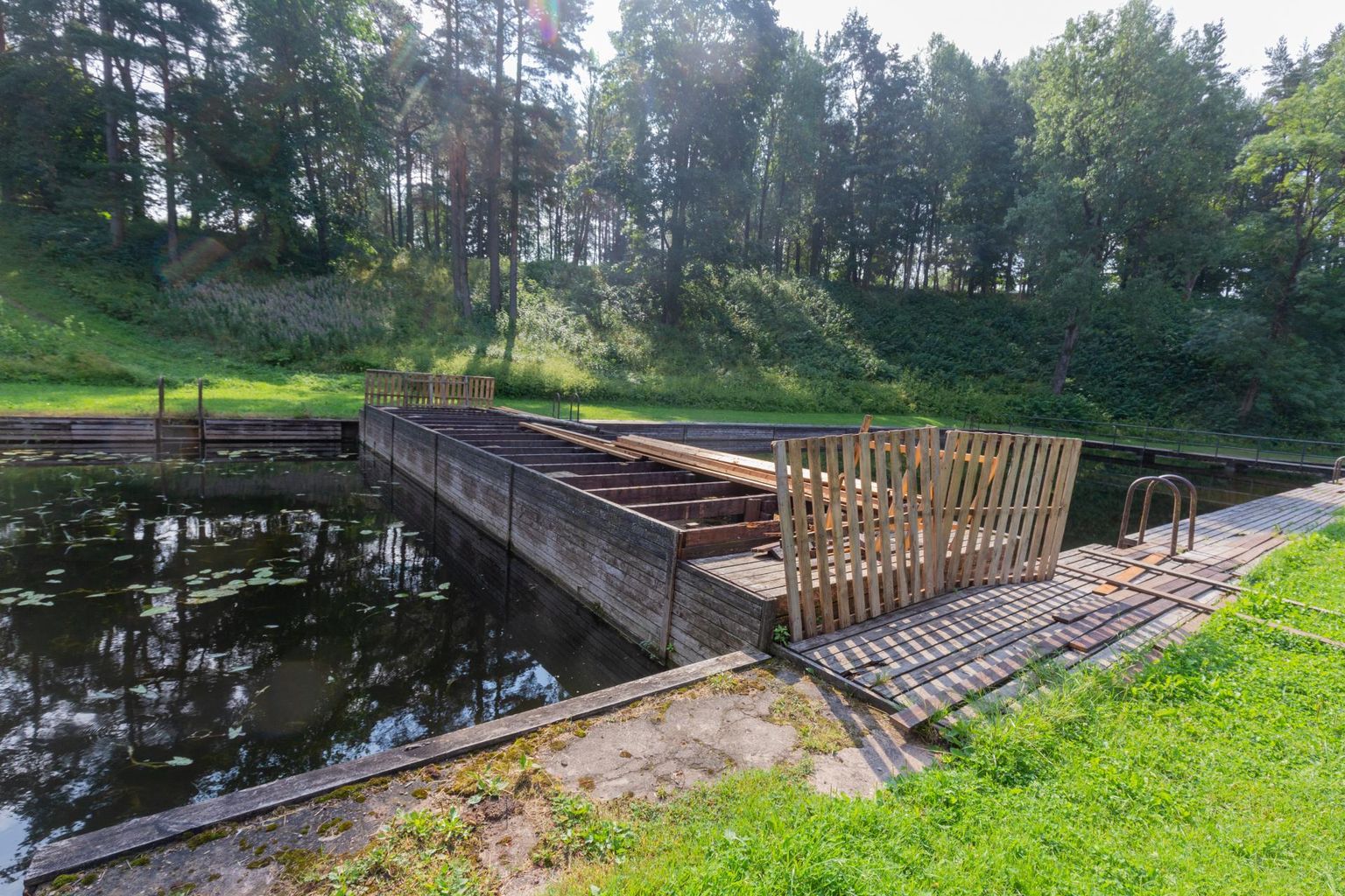 Viljandi linna 2021. aasta kaasava eelarve hääletust juhib hetkel idee teha Uueveski basseinid korda.