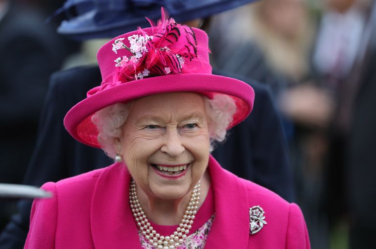 Elizabeth II 23. juunil Royal Windsor polomatšil