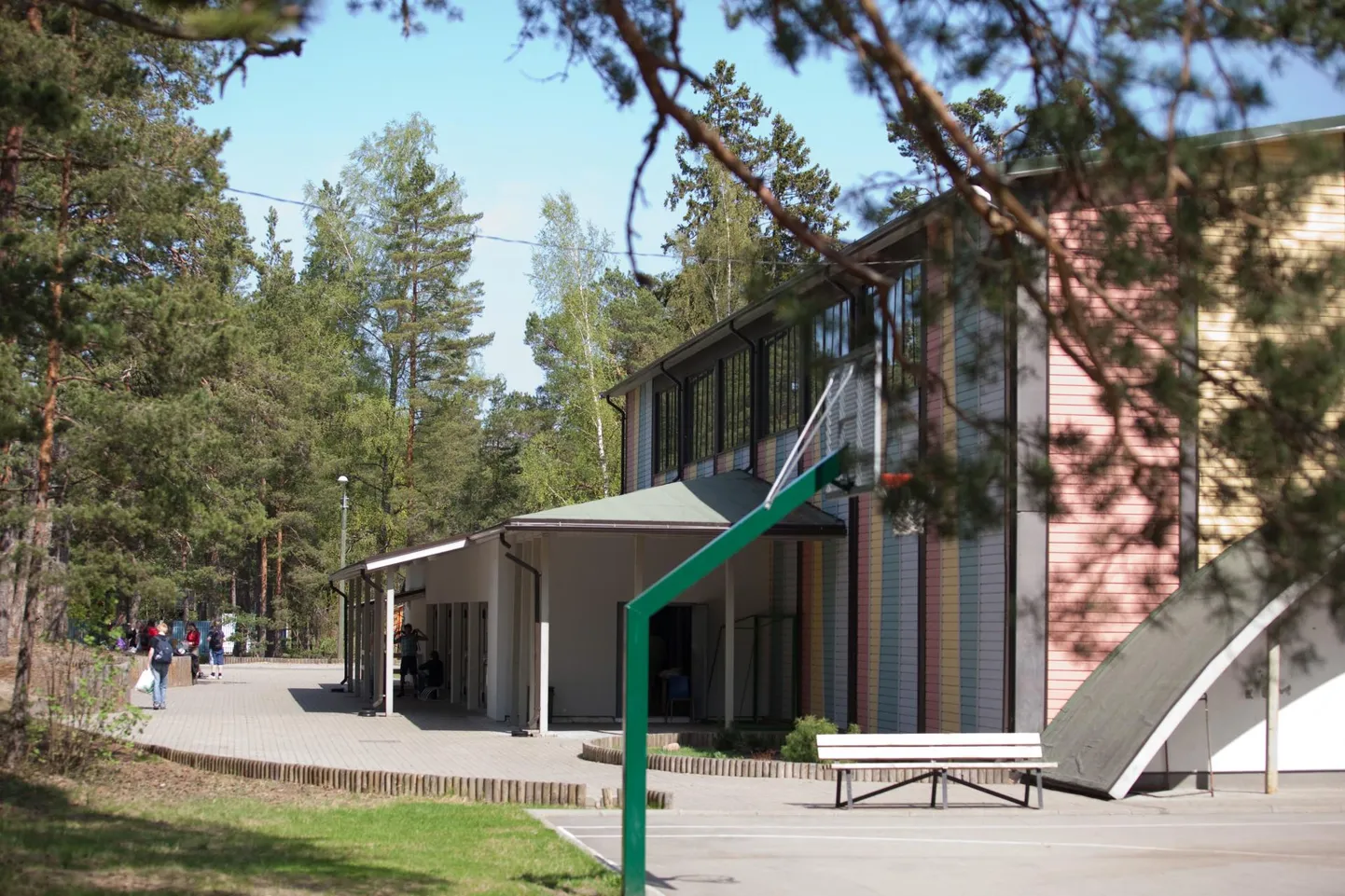 Uus kergtee kulgeb Võsu spordikeskusest kuni Rakvere-poolse sissesõiduni.