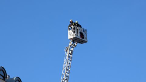 Brīvības bulvārī Rīgā izcēlies ugunsgrēks