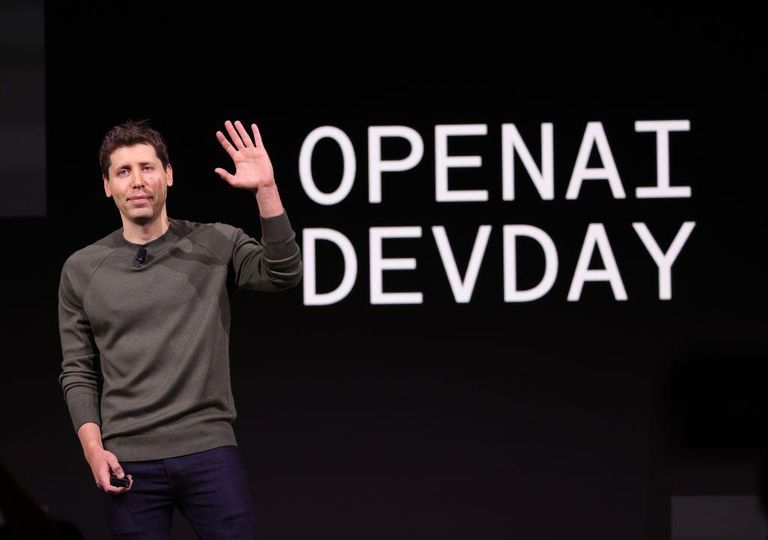 Сэм Альтман на "Дне разработчика" в OpenAI в ноябре 2023 года