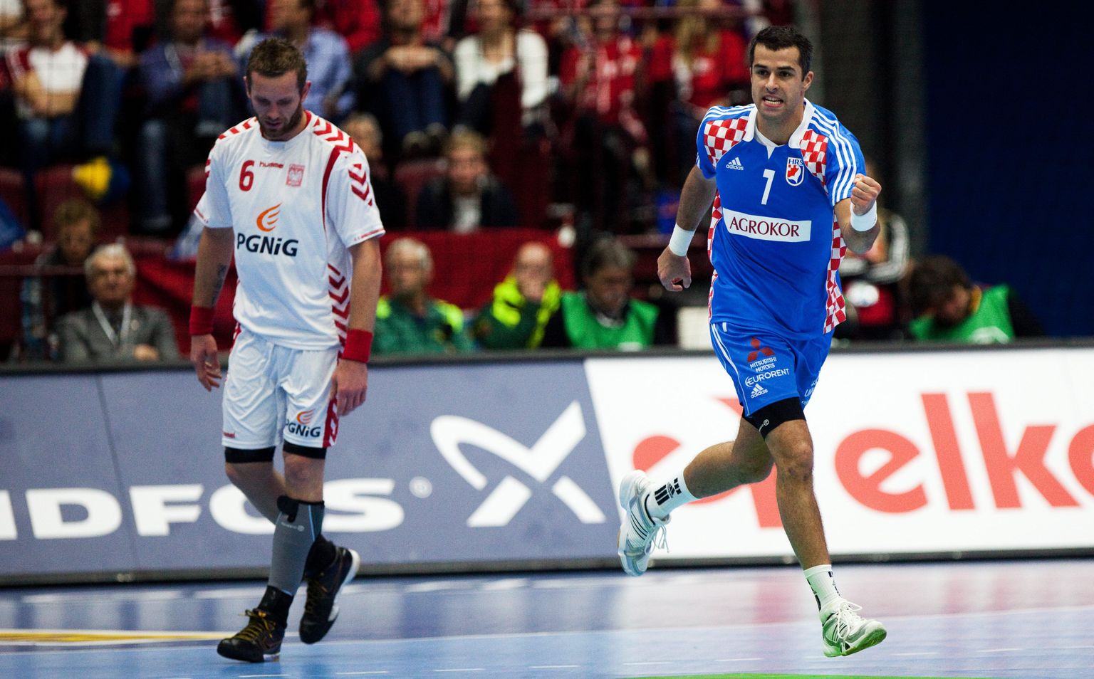 Vedran Zrnic (paremal) 2011. aasta MMil Horvaatia koondises.