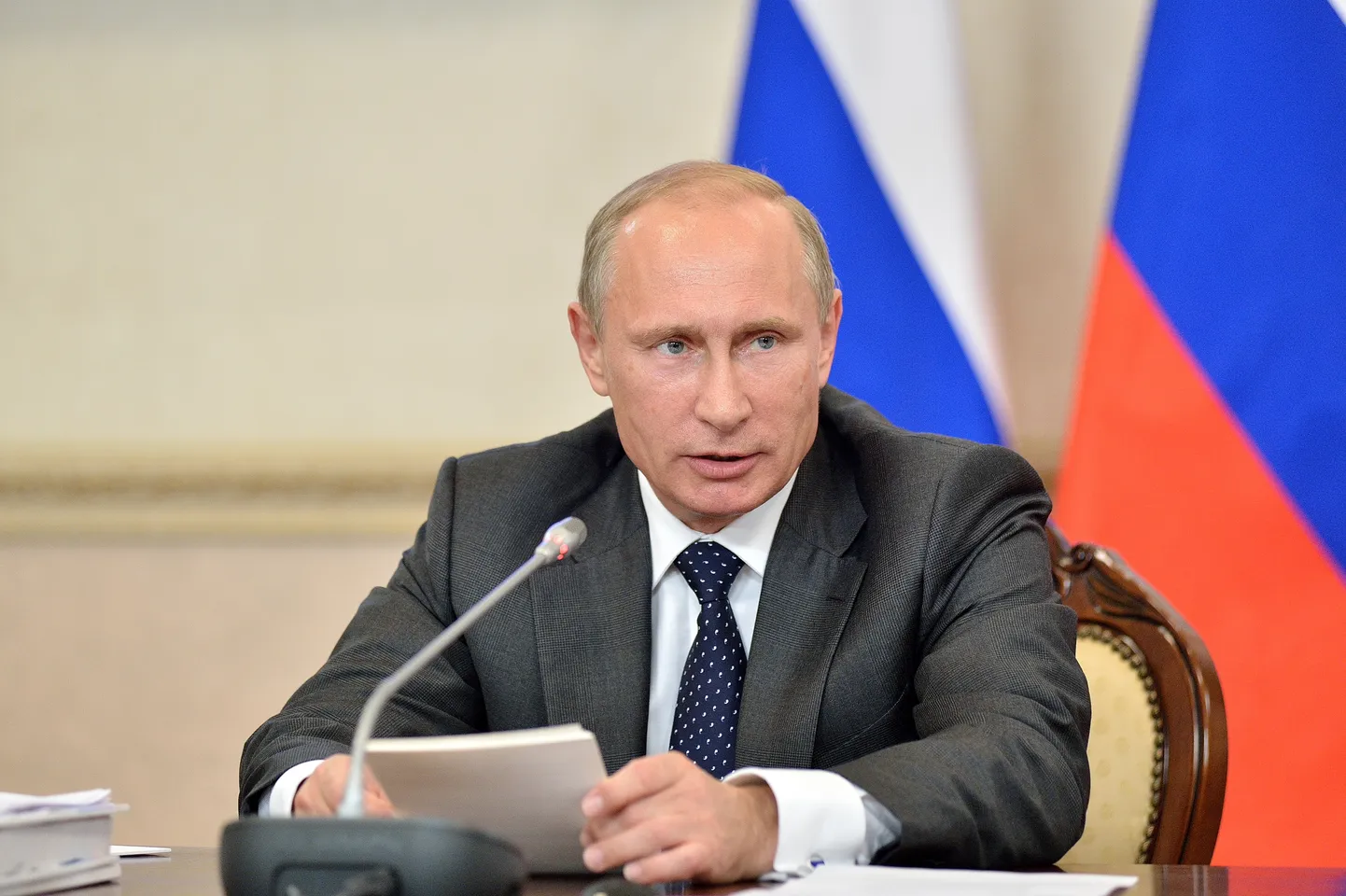 Kara noziedznieks Vladimirs Putins.