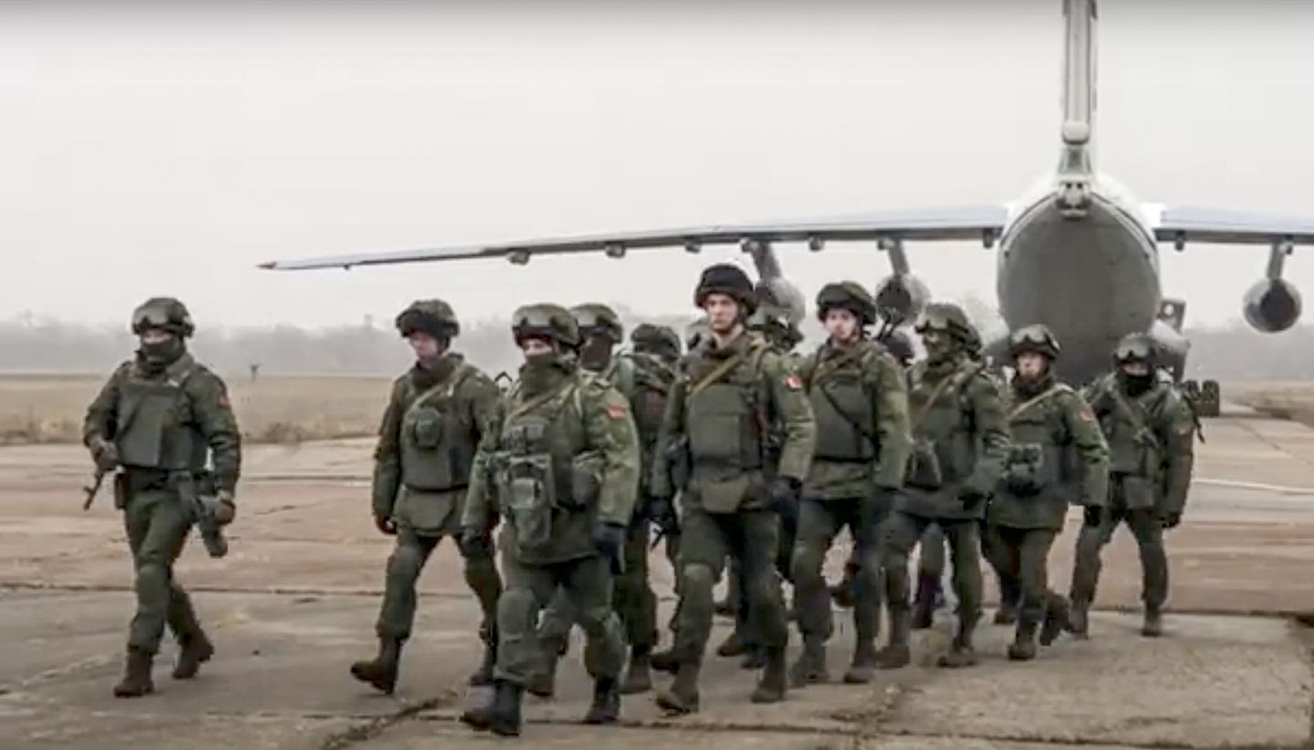 Valgevene sõdurid saabusid Kasahstani.