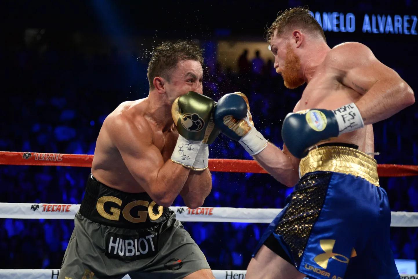 Gennady Golovkin (paremal) ja Canelo Alvarez ei saa omavahel poksida, sest mehhiklasel on dopingumure.