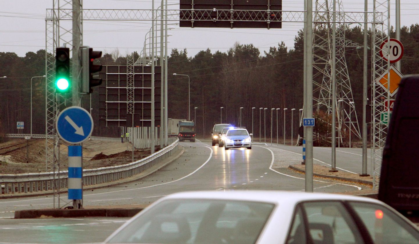 Vastavatud Liivi tee peaks alandama oluliselt Riia maantee liikluskoormust.