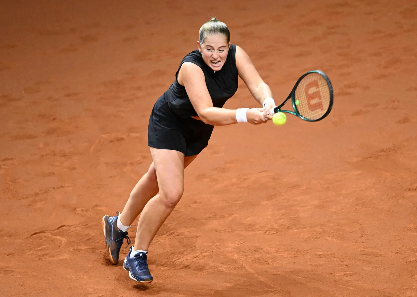 Aļona Ostapenko.