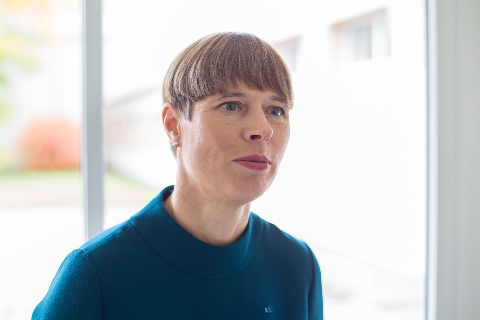 President Kersti Kaljulaid on veendunud, et mida kiiremini Eesti kliimaneutraalsele energiatootmisele üle läheb, seda rohkem ta võidab.