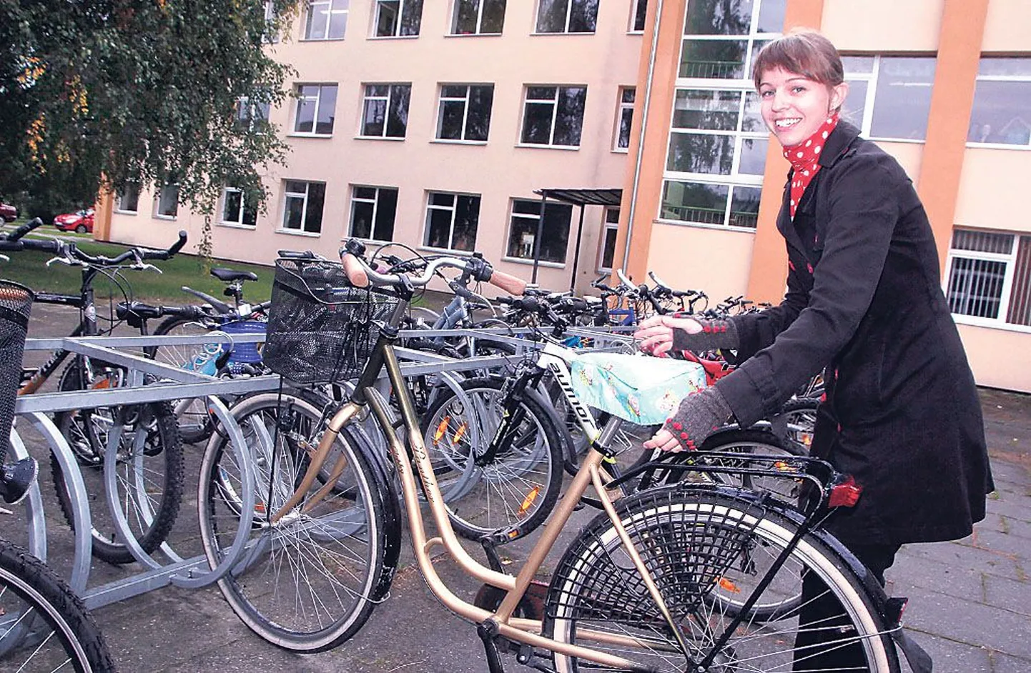 Veronika Uusna sõnade järgi on kostüümi ja kõpskingadega rattasõit võimalus, mida siinmail alles avastama hakatakse, Põhjamaades on see täiesti igapäevane.