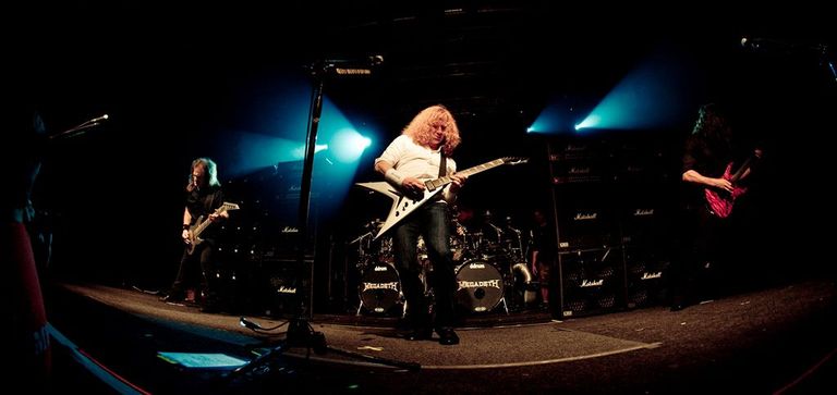 Megadeth Rock Cafés, 2012.