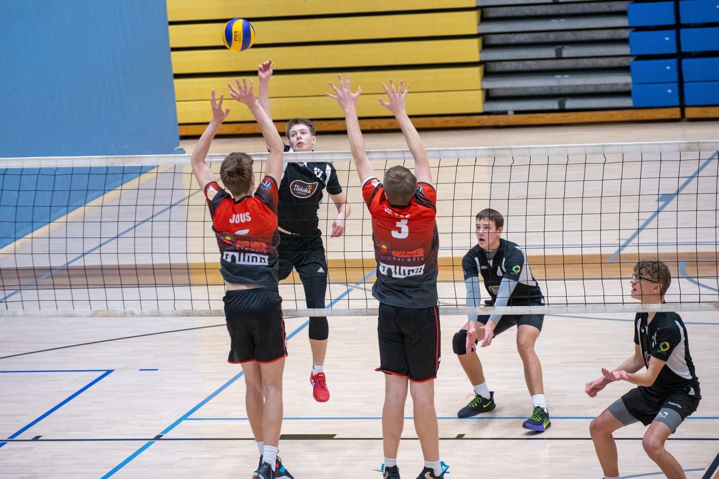 Eesti noorte U18 vanuseklassi 2020. aasta võrkpalli karikavõistlused. Mänguhoos on Rakvere spordikooli noormehed.