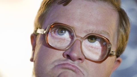 KARJÄÄR LÄBI? ⟩ Kultuslikku koomikut süüdistatakse seksuaalses ahistamises