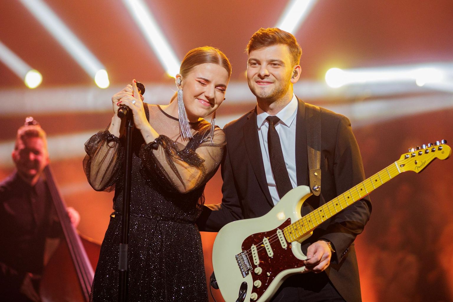 Anett ja Fredi võistlevad edasi oma looga “You Need To Move On” (“Sa pead edasi liikuma”).