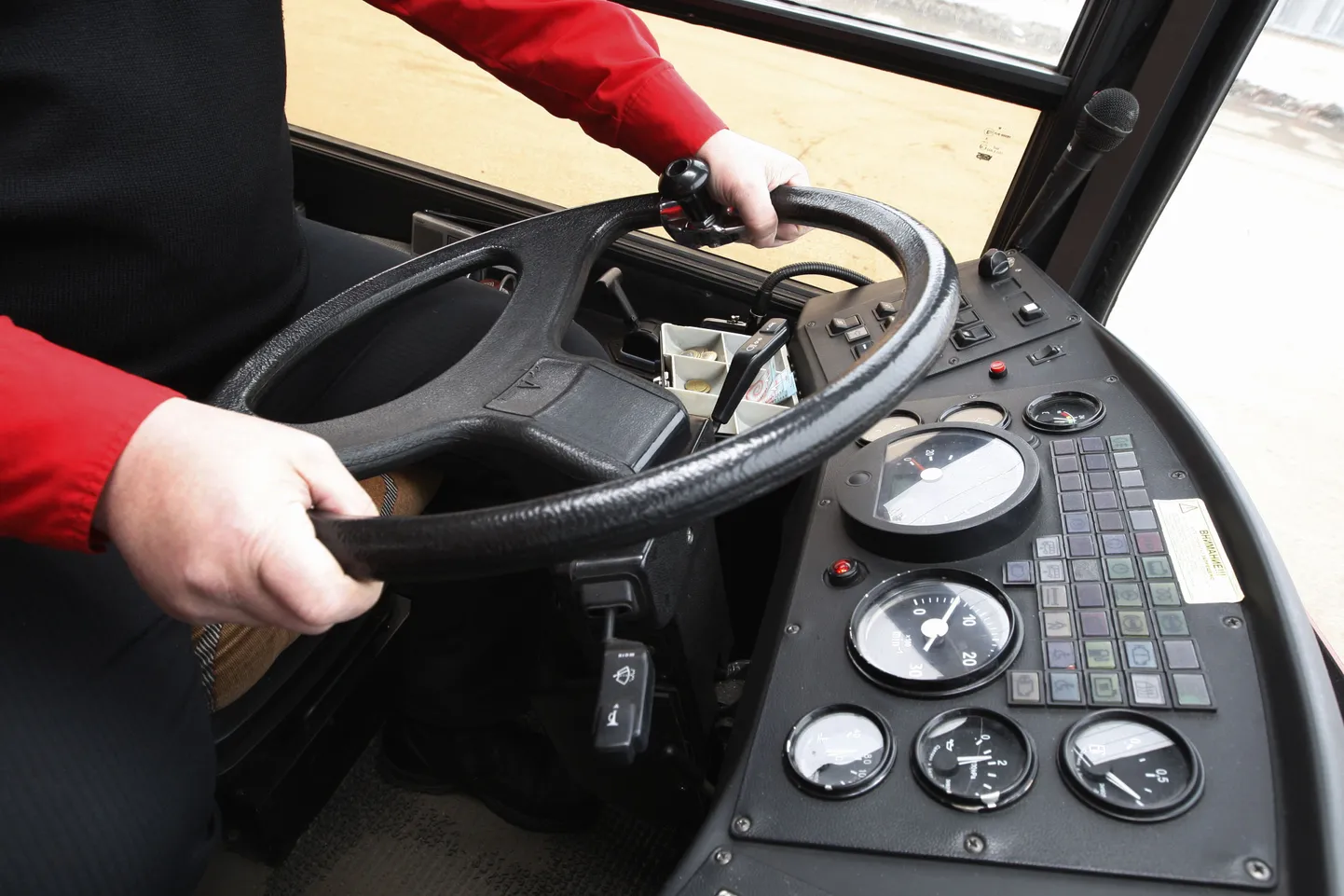 Bussijuhid on mures oma töö pärast,
