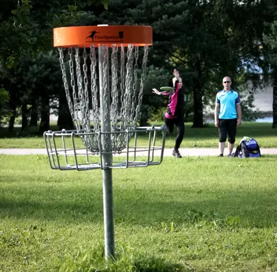 Discgolf'i'korv Pärnus. Foto: Pärnu Postimees.