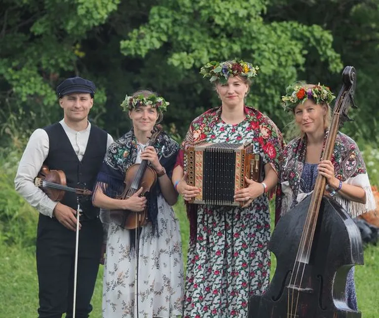 Folkloras kapela "Brička".
