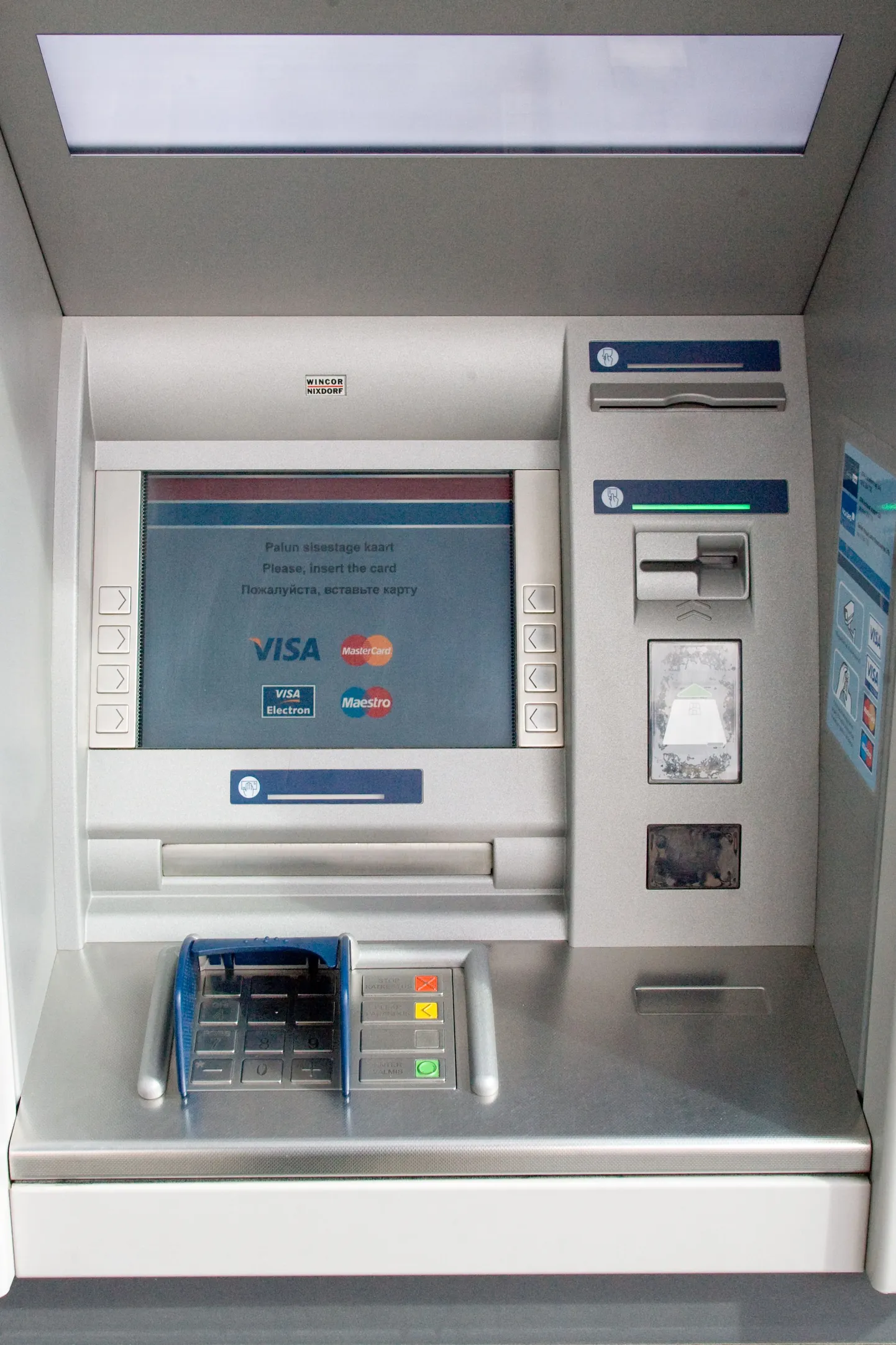 Pangaautomaat. Foto on illustratiivne.