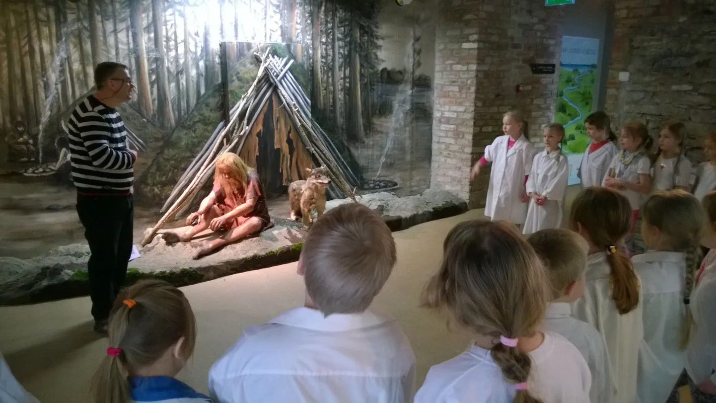Mai lasteaia lapsed leidsid Pärnu muuseumis palju põnevat ja õpetlikku tegevust.