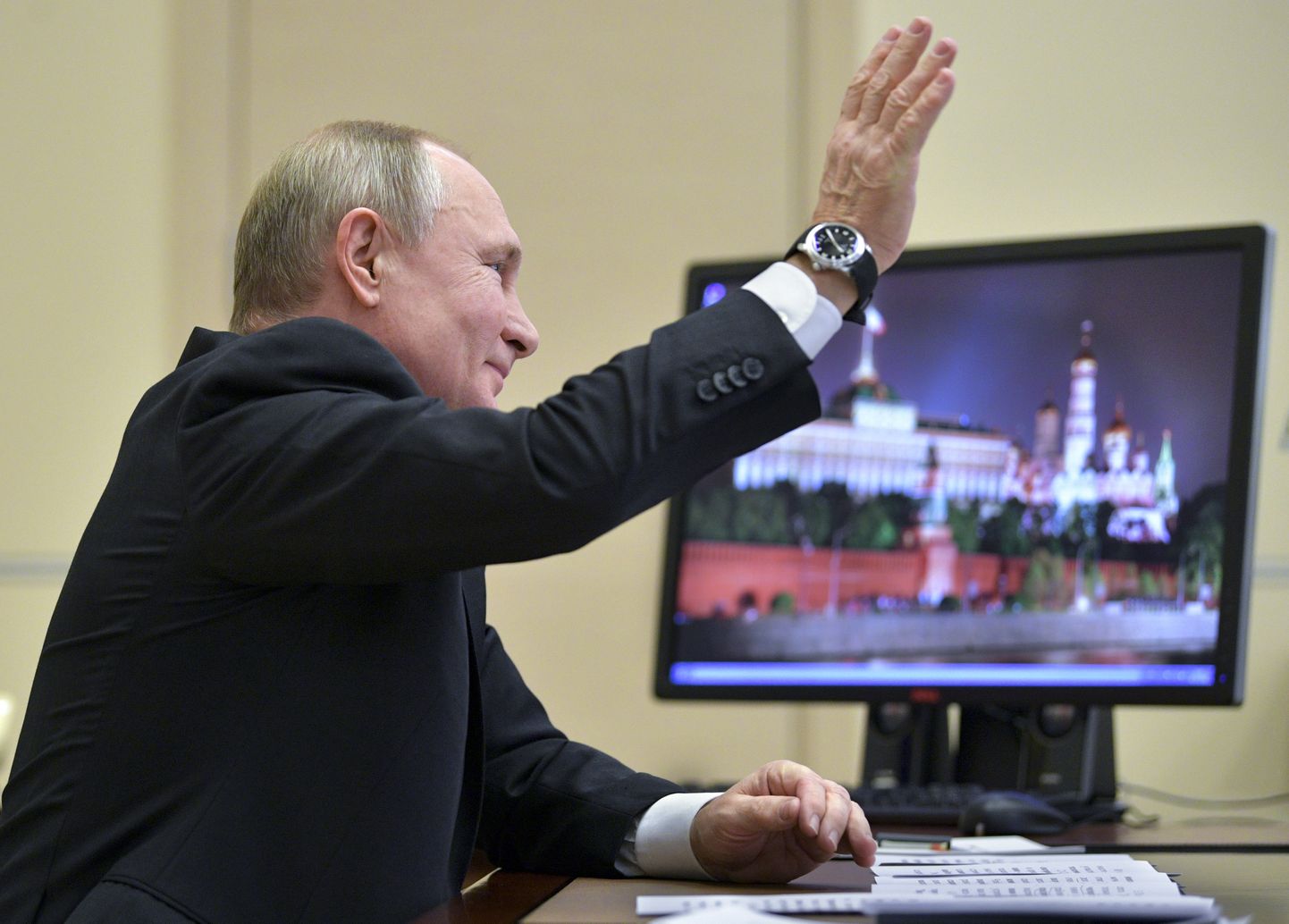 Vladimir Putin pidamas videokõnet oma Novo-Ogarjovo residentsis (26.11.19)