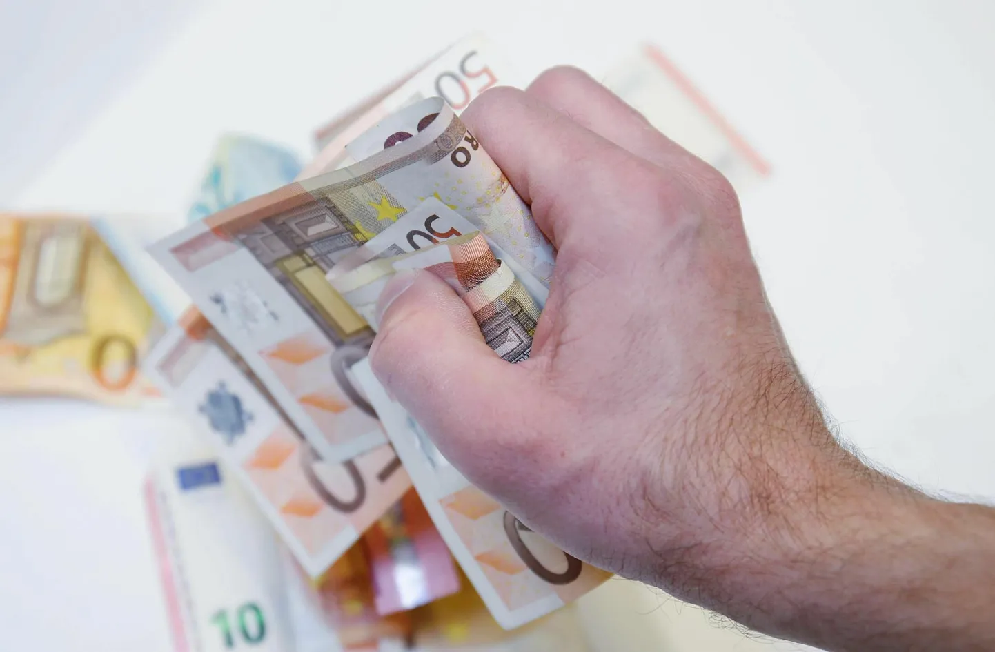 Naisterahvas sai 250 eurot kahju.