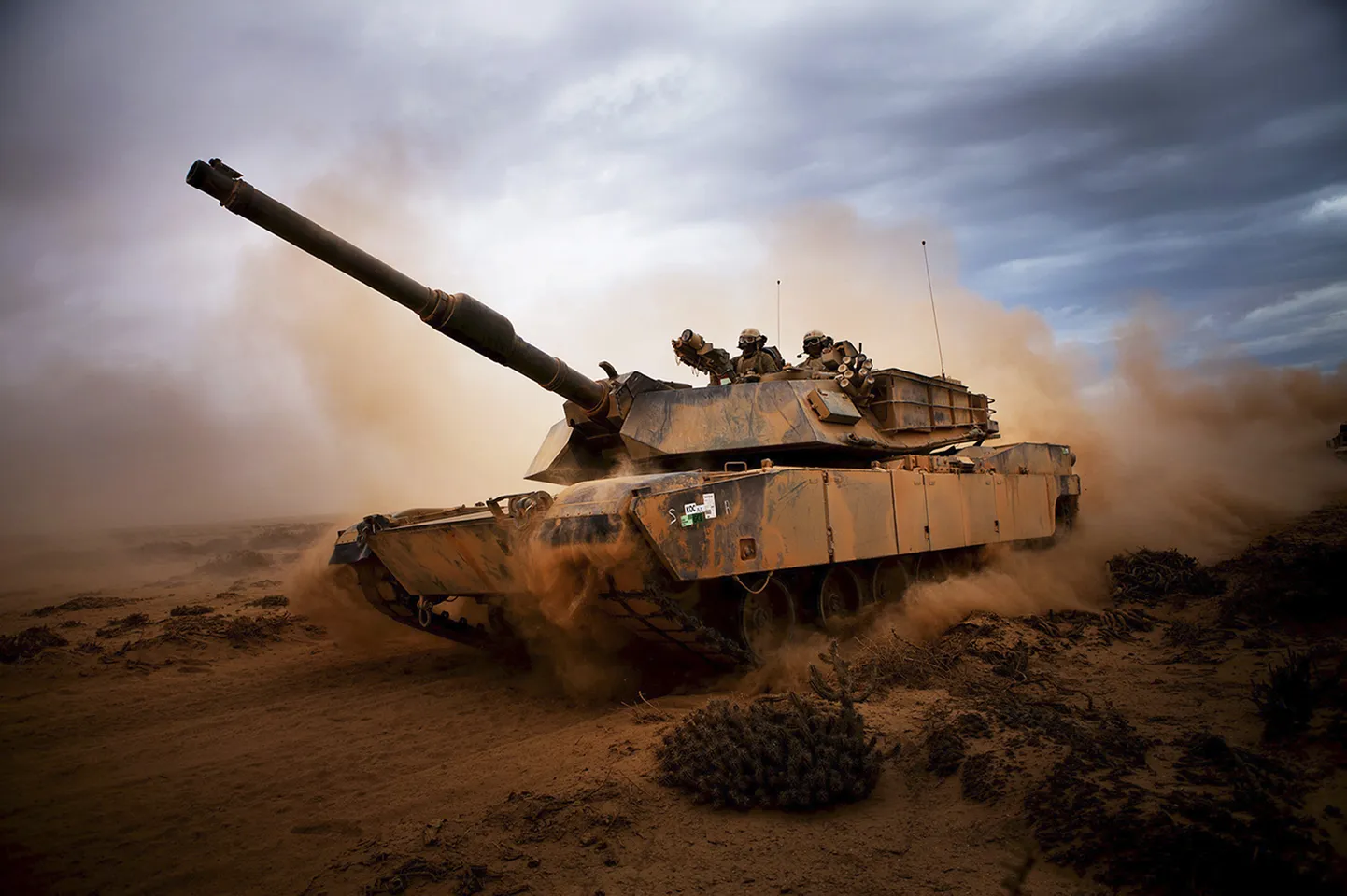 USA lahingutank M1A1 Abrams pole varem moodsas droonisõjas osalenud. Ukrainas selgitati välja selle nõrgad kohad ja soovitati, mida võiks lahingumasinate juures paremaks muuta. Pilt on illustreeriv.