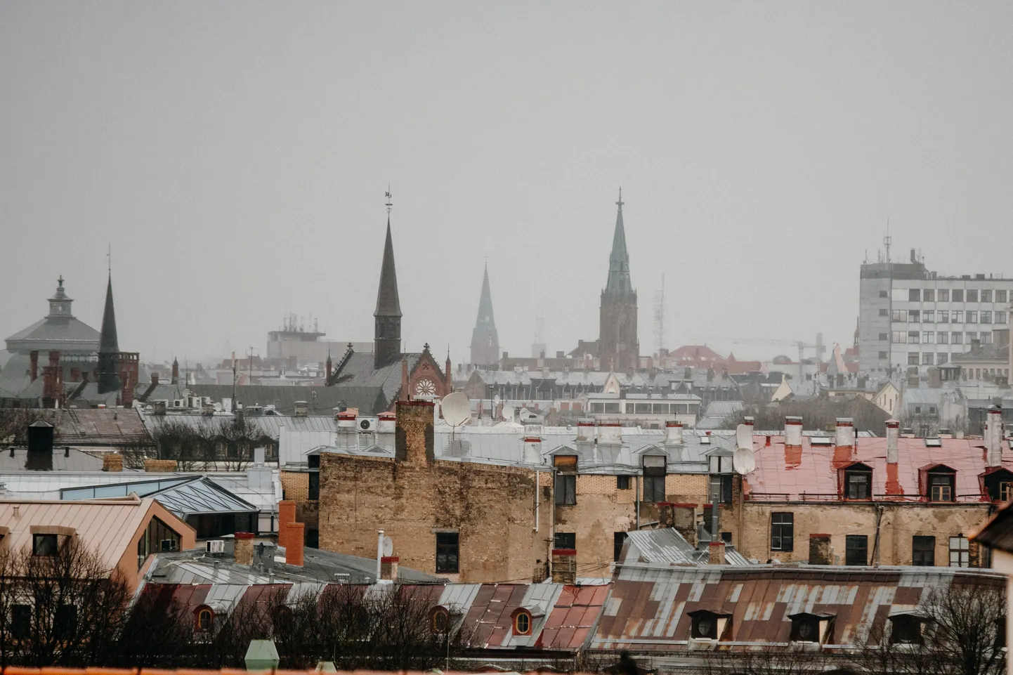 Rīgas panorāma no Rīgas pils Svētā gara torņa