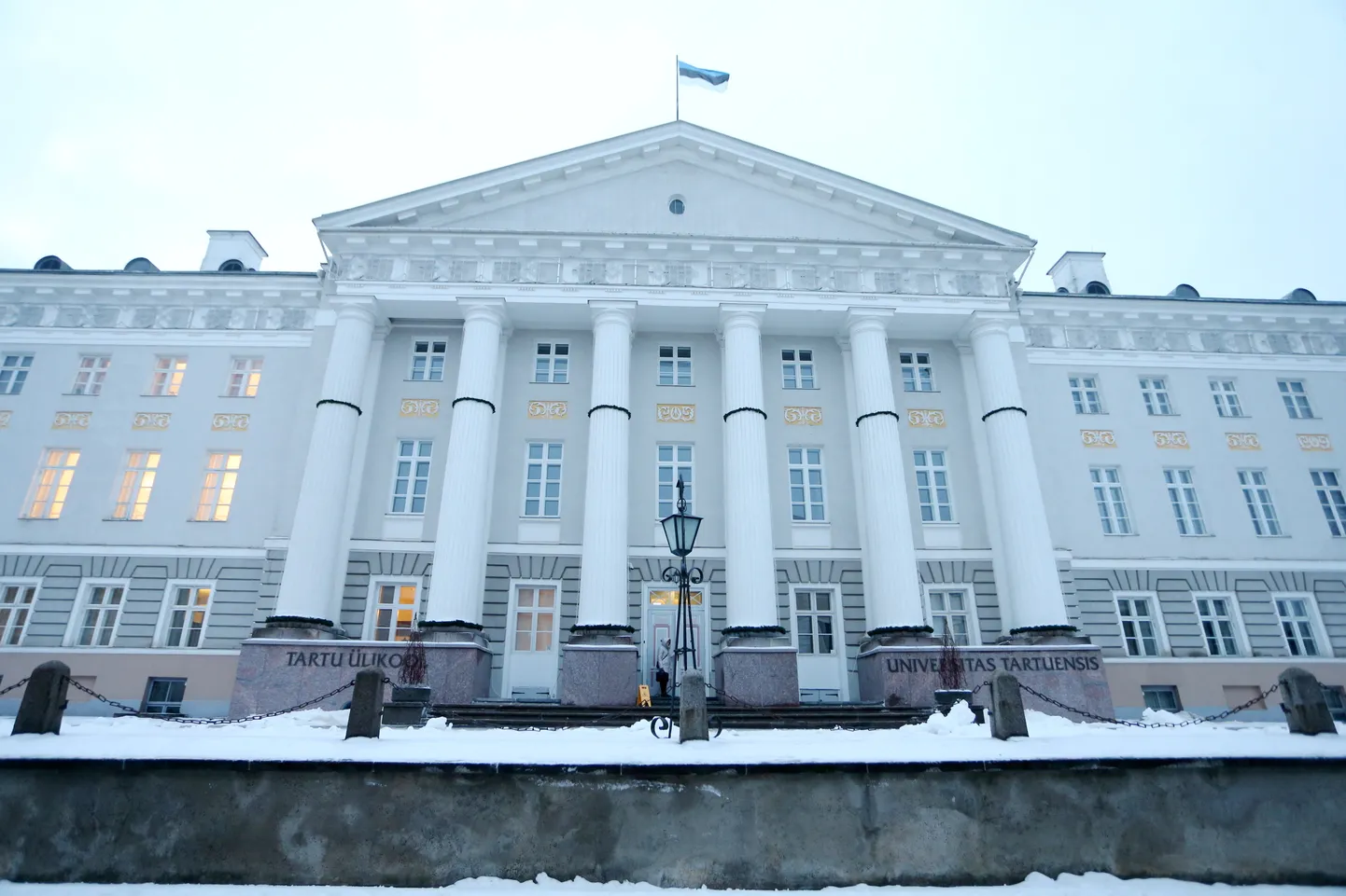 Tartu ülikooli peahoone.