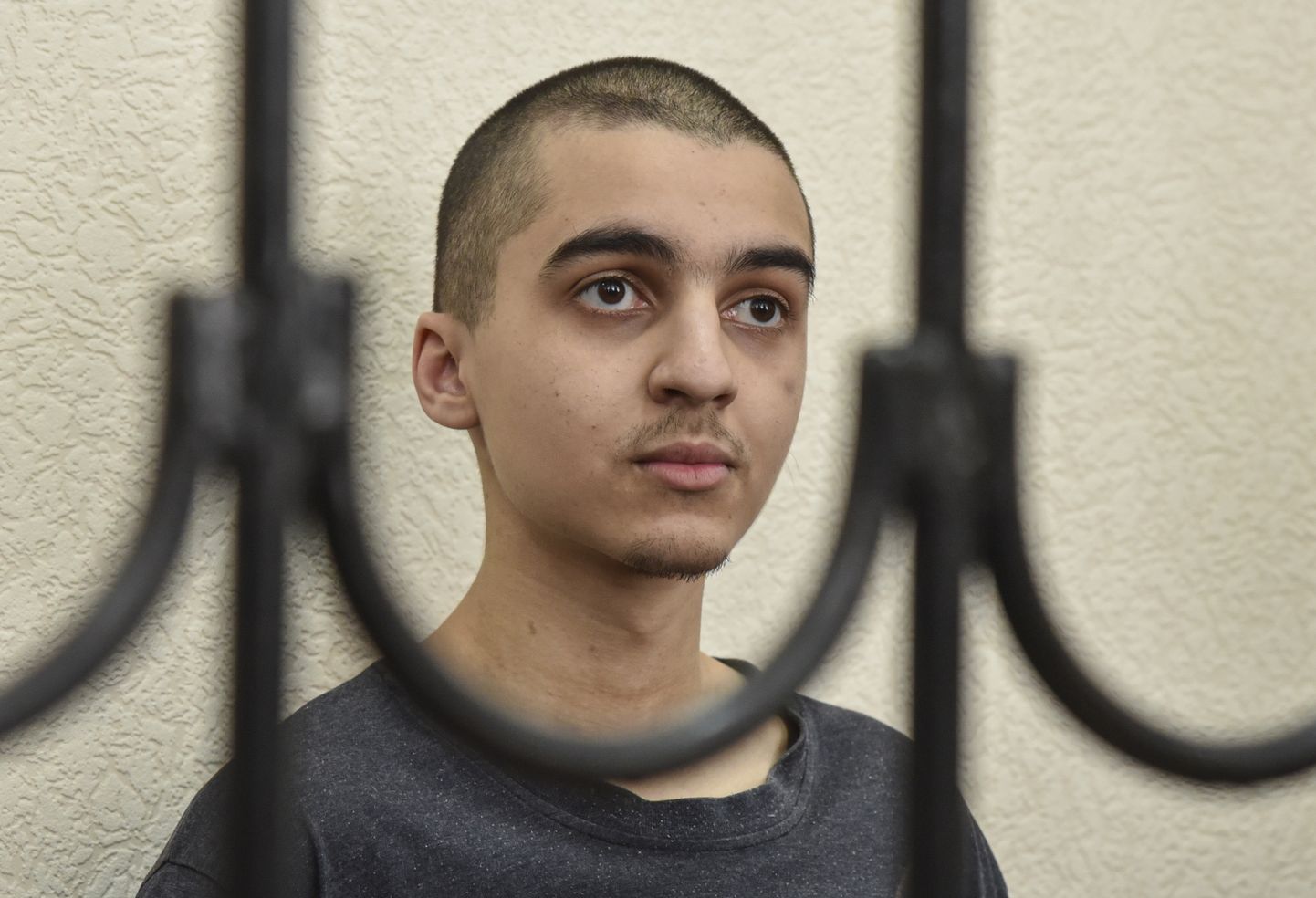 Marokas pilsonis Saaduns Brahims, kuram Doneckā krievu okupācijas marionešu iestādes piespriedušas nāvessodu.