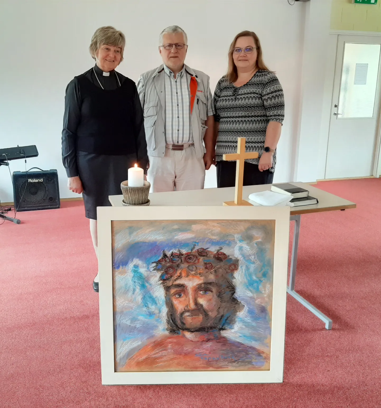 Kolm hingehoidjat, kes on südamekodus erinevatel aegadel töötanud: Tiina Ool, Toomas Häng ja Aile Vaher.
