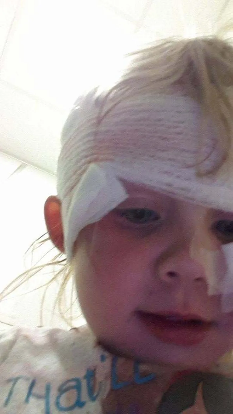 Kolmeaastane Evie-Mai McKenzie jäi samuti Malmi kummuti alla, kuid tema vigastused ei olnud nii rängad. Mercury Press/Scanpix