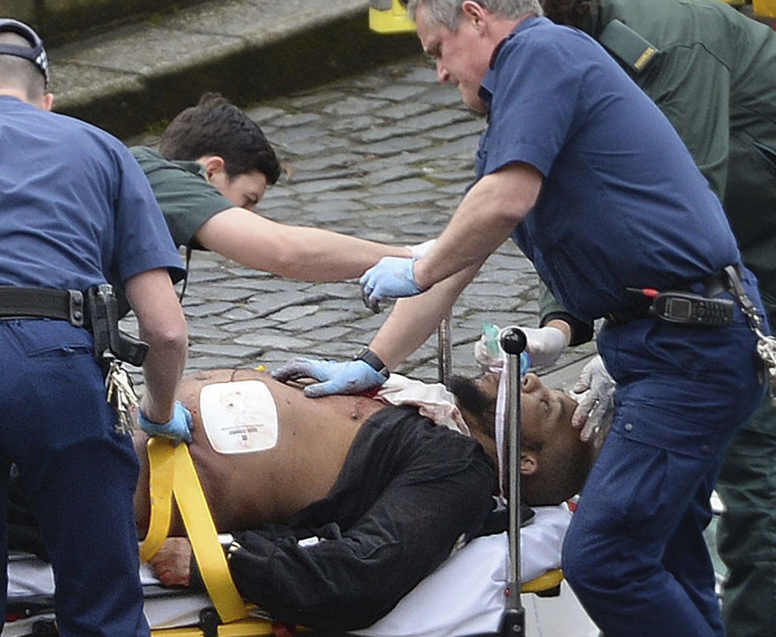 Terroriohvrist mees eile pärastlõunal Londonis meedikute hoole all.