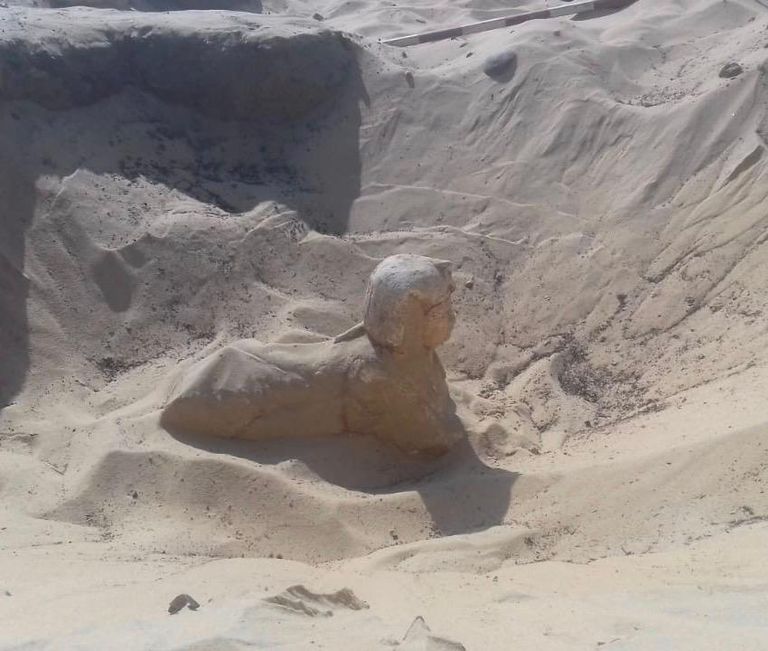 Arheoloogid leidsid möödunud aasta detsembris Egiptuses Minyas tehtavatel väljakaevamistel miniatuurse sfinksi