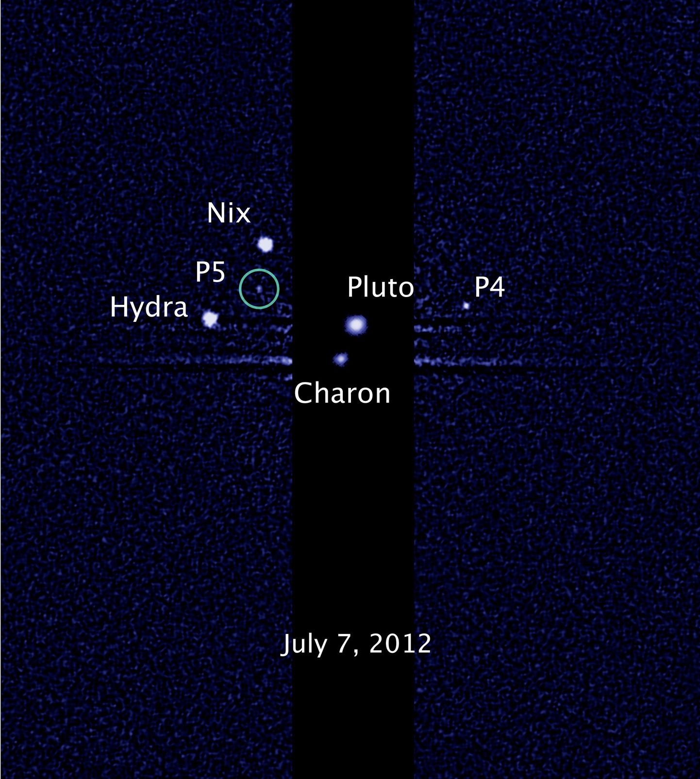 NASA avaldatud jäädvustusel on näha kääbusplaneet Plutot oma viie kuuga.