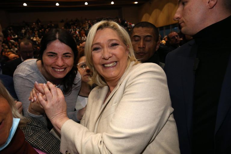 Rahvusliku Liidu presidendikandidaat Marine Le Pen kampaaniaüritusel Ida-Prantsusmaal Stiring-Wendelis läinud nädalal. 