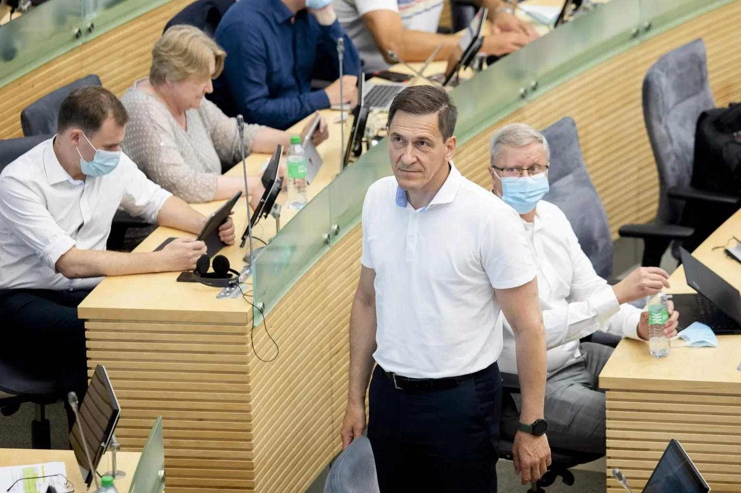 «Balti riikide sünkroniseerimine Mandri-Euroopa elektrisüsteemivõrguga on ennekõike riikliku julgeoleku projekt, mis võimaldab Leedul, Lätil ja Eestil iseseisvalt hallata oma elektrisüsteeme usaldusväärsete partneritega samal sagedusel,» ütles Leedu energeetikaminister Dainius Kreivys pressiteates.