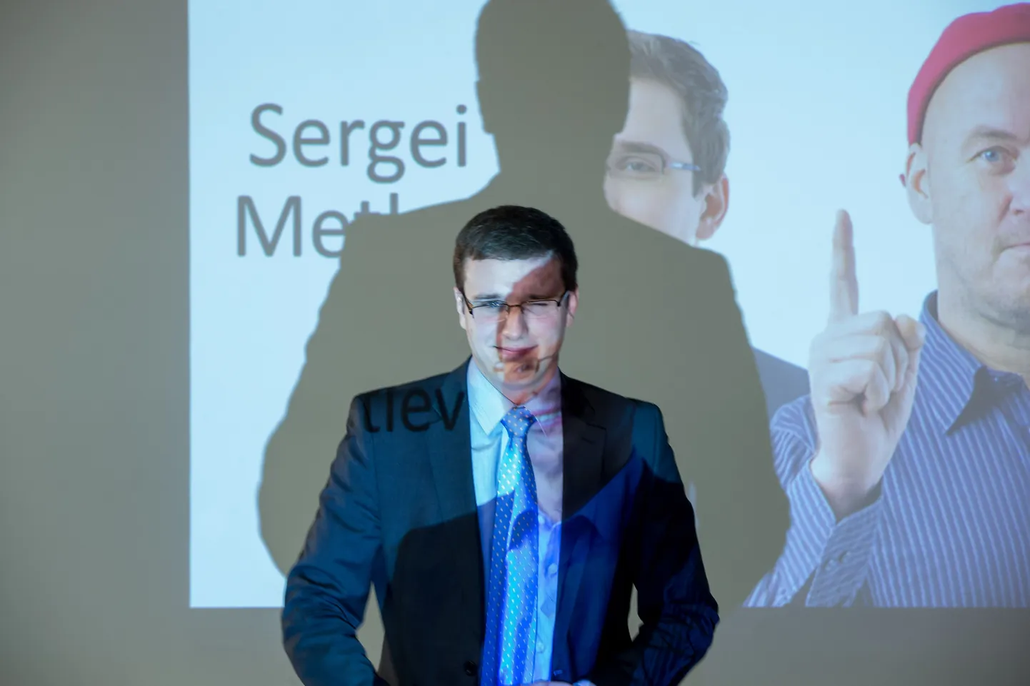 Теоретик тотальной эстонизации Сергей Метлев так велик, что временами затмевает сам себя.