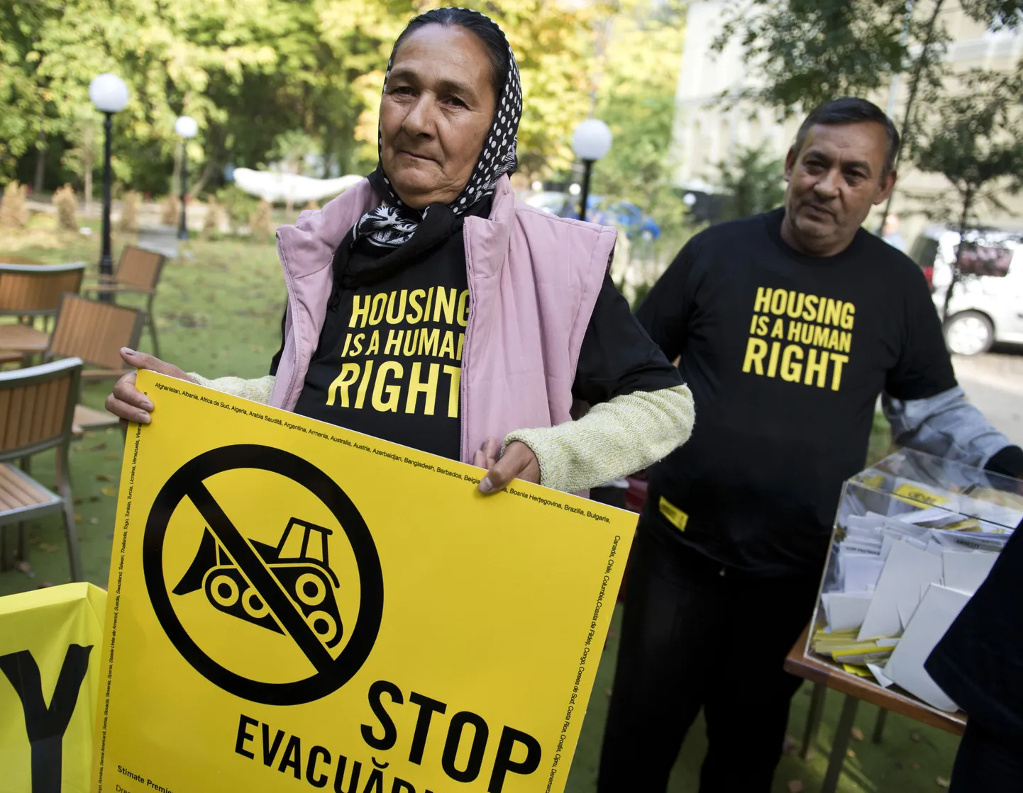 Rumeenia mustlased protestivad sundväljatõstmiste vastu.