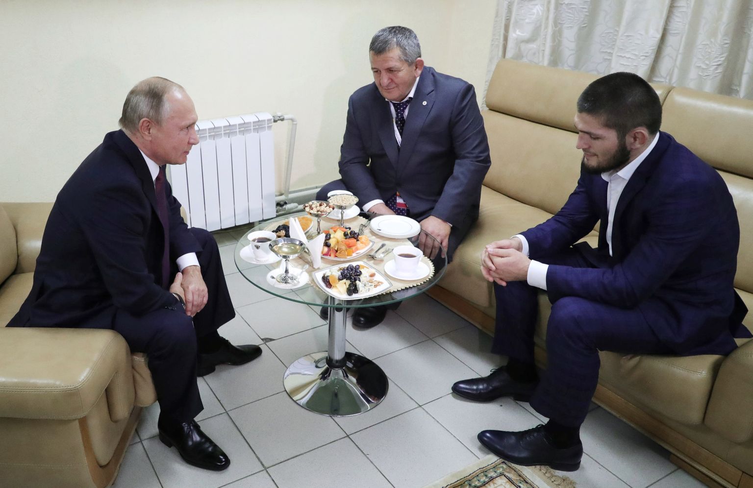 Встреча Владимира Путина с Хабибом Нурмагомедовым в 2018 году.