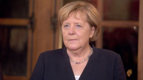 Меркель во второй раз позвонила Лукашенко из-за мигрантов на границе ЕС