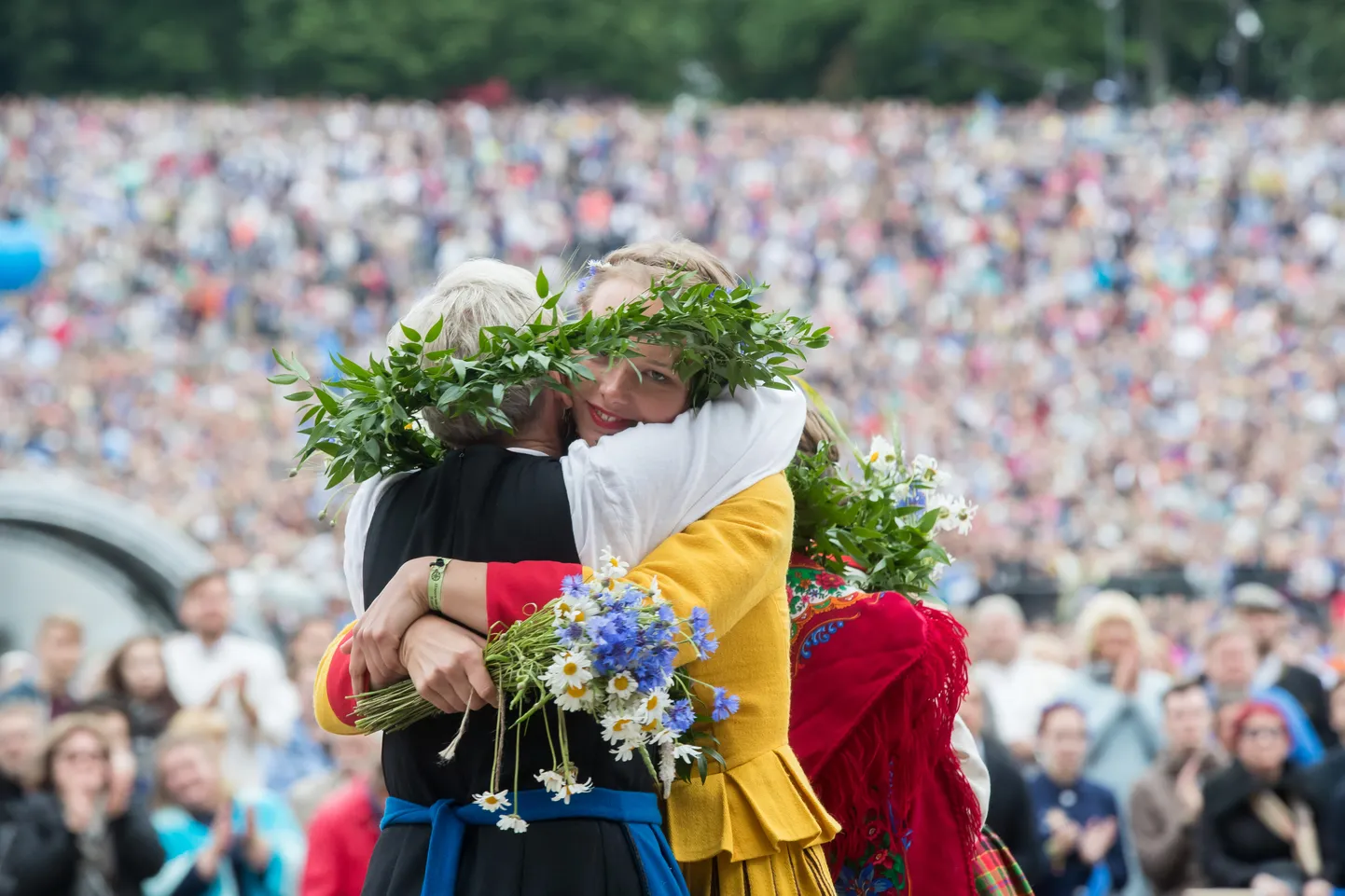 Tallinn. 02JUL17. Noorte laulupidu Tallinna Lauluväljakul. Peo lõpuosa. Foto: Erik Prozes, Postimees