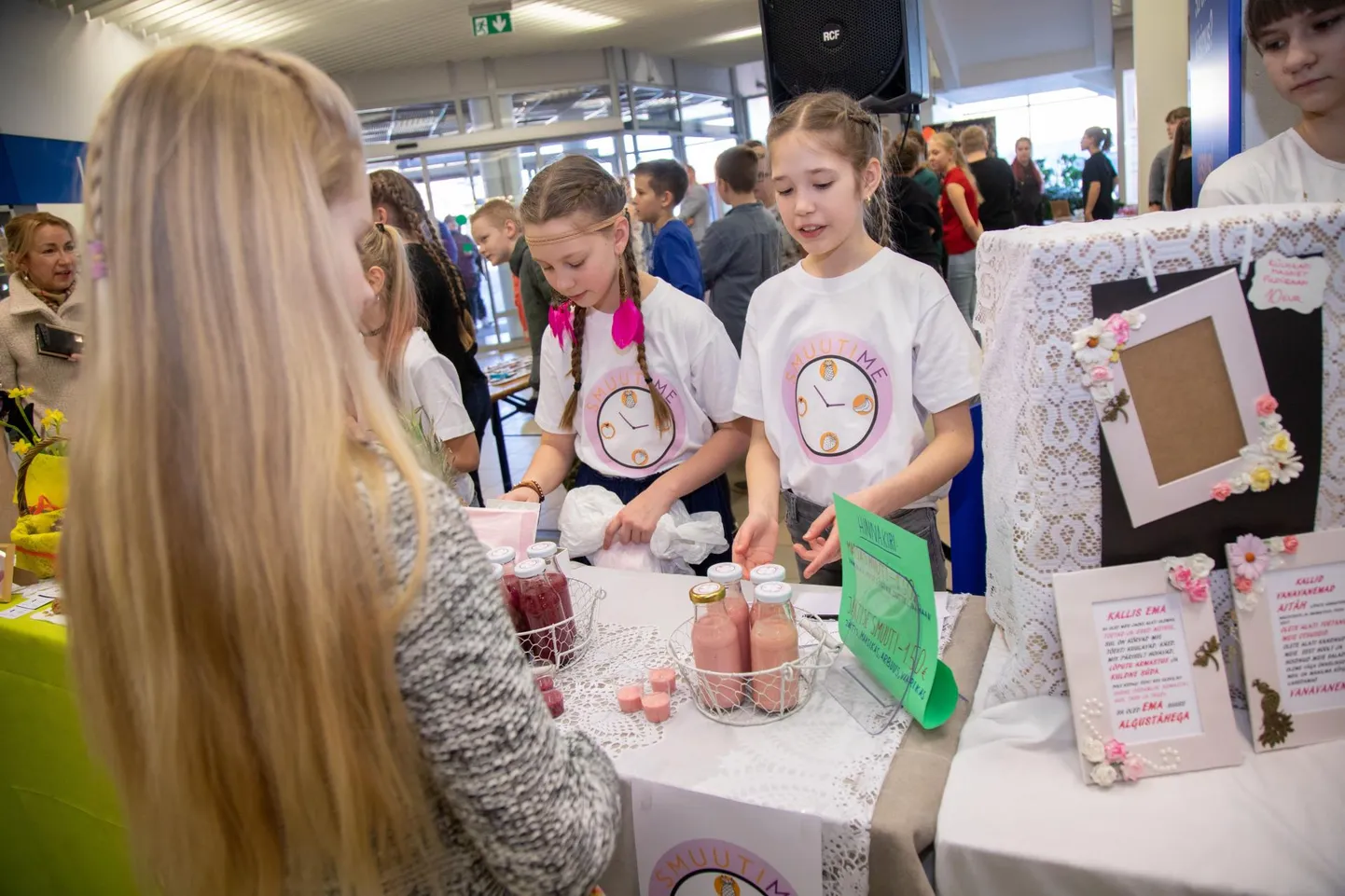 Õpilasfirmasid, kes laadal osalevad, hindab ka žürii.