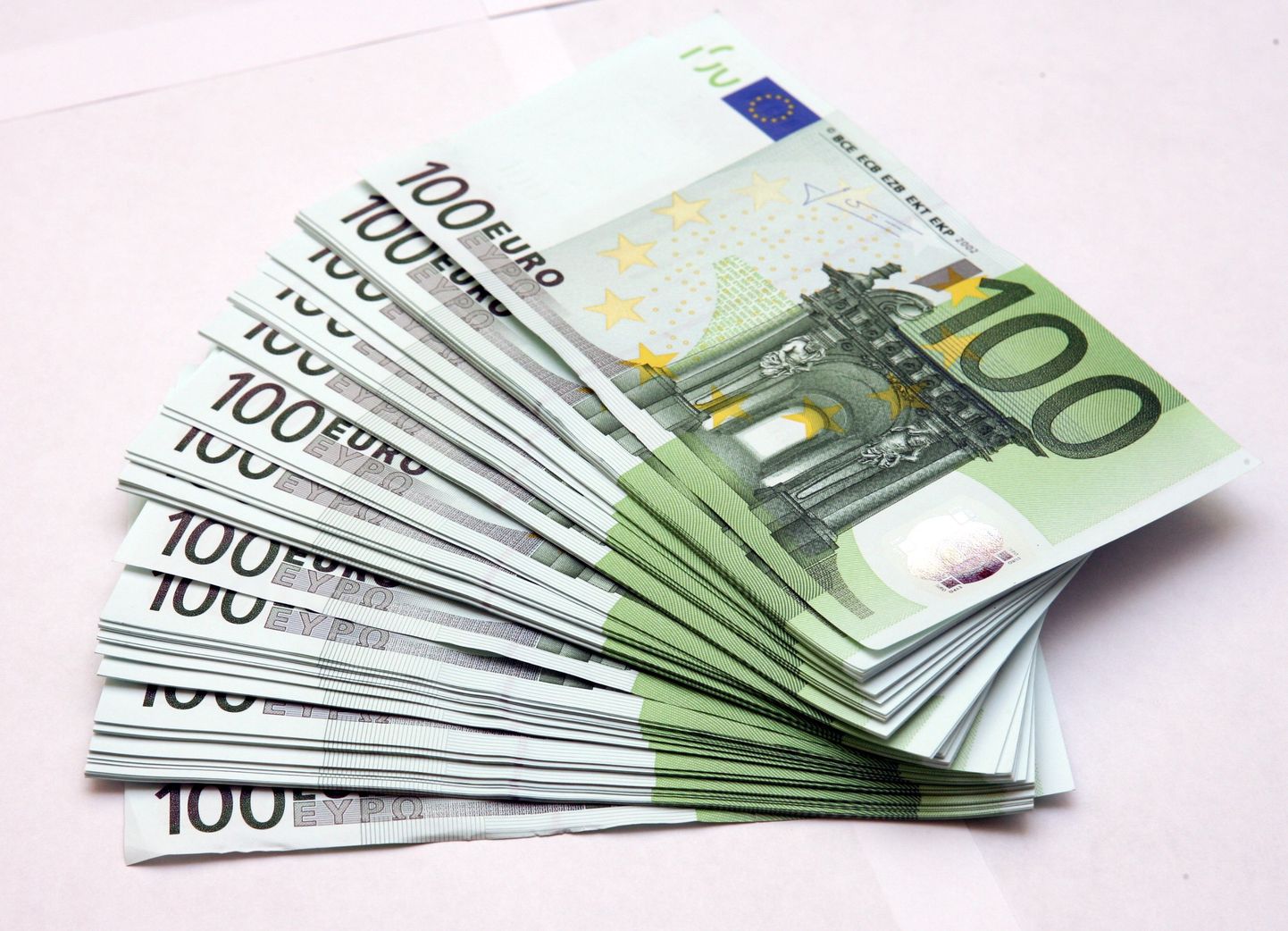 Pangad ei taha eurolaenu tagasimakset Eesti Panga kursis järgi konverteerida.