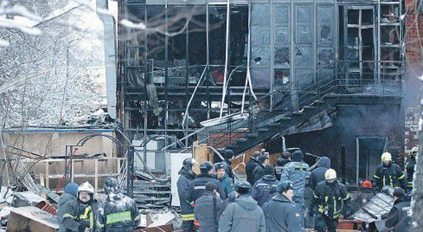 Вчера в московском ресторане произошел взрыв.
